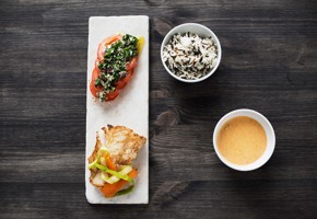 Pannestekt torskeloin med karrisaus